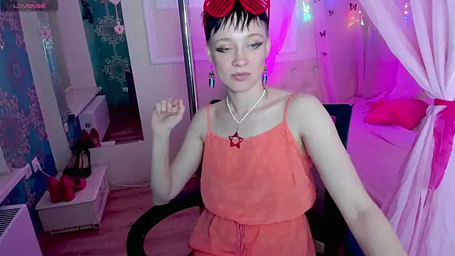 ErickaFetish online show from November 2, 2025, 3:06 pm