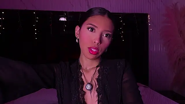 LilithLuxorr online show from January 17, 2026, 2:31 pm