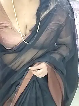 Snapshot of tamil_chitra12 chatting on October 31, 2025, 12:35 pm tamil chitra12 online show from October 31, 2025, 12:35 pm