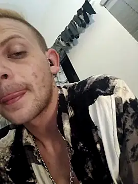 Snapshot of THOMMONSTER5299 chatting on February 7, 2026, 1:24 am THOMMONSTER5299 online show from February 7, 2026, 1:24 am