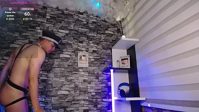 Snapshot of Saturo-Gojo- chatting on October 29, 2025, 11:03 pm Saturo-Gojo- online show from October 29, 2025, 11:03 pm