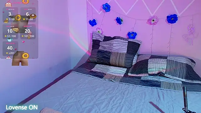 Aprilsweet2005 online show from April 25, 2026, 1:41 pm