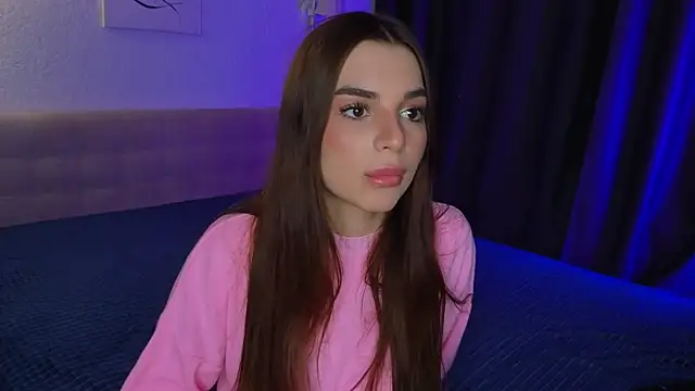 LauraHansil online show from May 14, 2026, 7:11 pm