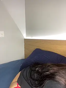 Snapshot of lissalves chatting on November 12, 2025, 12:59 am lissalves online show from November 12, 2025, 12:59 am