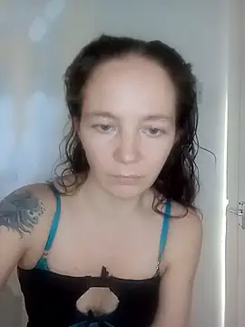 Snapshot of DeepestFantisy_x chatting on November 15, 2025, 2:10 pm DeepestFantisy x online show from November 15, 2025, 2:10 pm