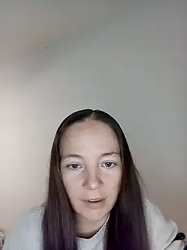 Snapshot of DeepestFantisy_x chatting on November 11, 2025, 10:54 am DeepestFantisy x online show from November 11, 2025, 10:54 am