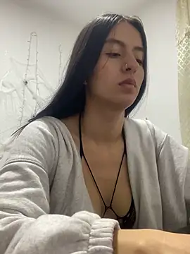 Snapshot of NatySensuaal chatting on November 2, 2025, 5:12 am NatySensuaal online show from November 2, 2025, 5:12 am