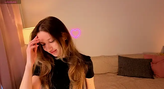 eirakilian online show from November 5, 2025, 8:28 am