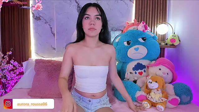 aurora rousse online show from November 8, 2025, 2:42 pm