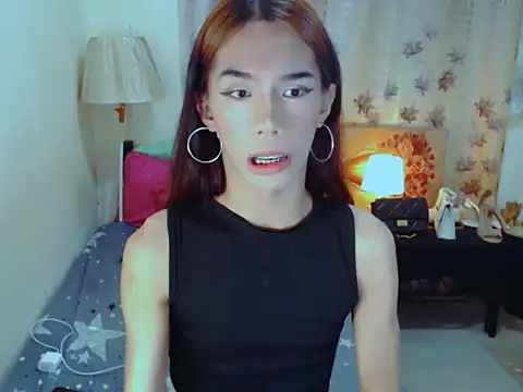 EXOTICGEORGINA online show from January 12, 2026, 10:14 pm