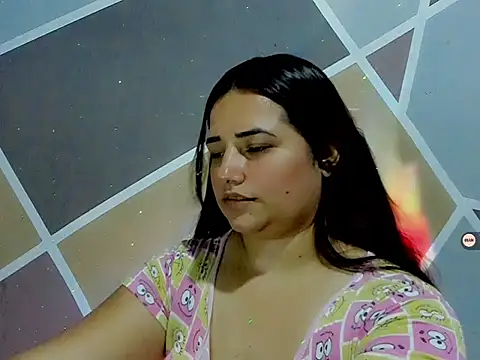 Snapshot of BeckyFlowers chatting on November 4, 2025, 6:50 am BeckyFlowers online show from November 4, 2025, 6:50 am