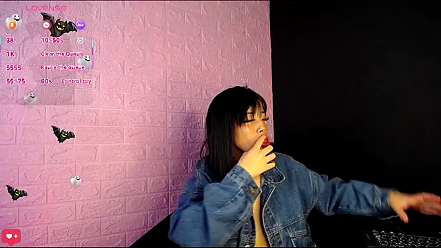 Princess Mia1126 online show from November 22, 2025, 3:38 am