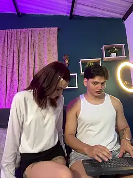 pinksmile 1 online show from March 11, 2026, 12:26 am