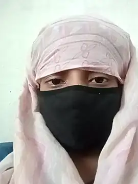 Snapshot of Quenn-Jiya752 chatting on November 1, 2025, 7:24 am Quenn-Jiya752 online show from November 1, 2025, 7:24 am