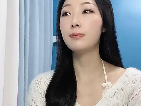 ella55-- online show from November 8, 2025, 1:53 am