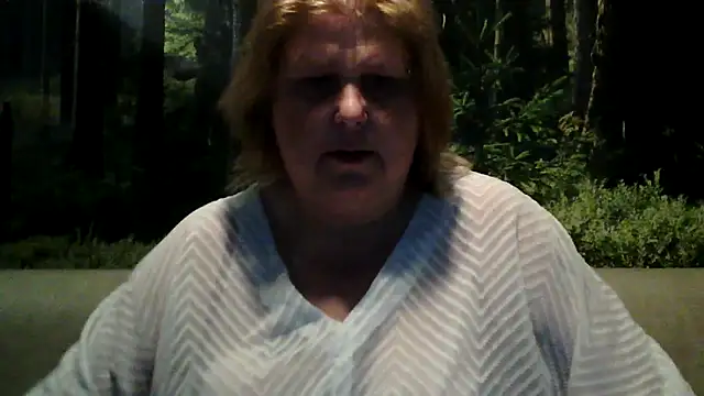 Sylviastar46 online show from February 27, 2026, 8:41 pm