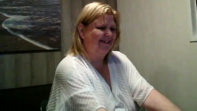 Sylviastar46 online show from March 28, 2026, 8:54 pm