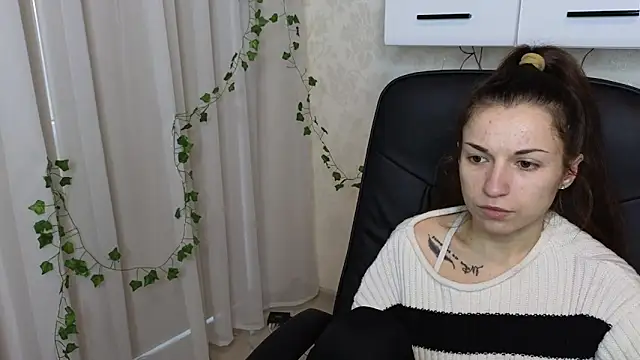 Ulyanix online show from March 3, 2026, 4:52 am