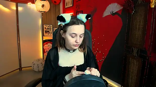 IreneBailey online show from October 31, 2025, 9:17 am