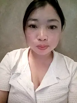 Snapshot of julybe chatting on March 2, 2026, 5:08 am julybe online show from March 2, 2026, 5:08 am