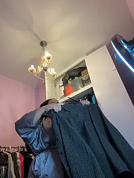 kennedylorel online show from November 30, 2025, 8:20 pm