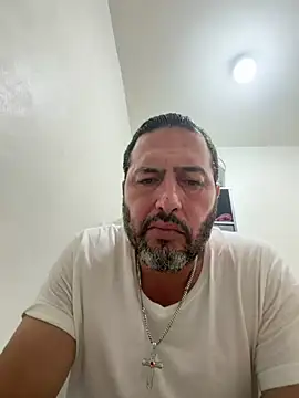 ezrah23 online show from March 30, 2026, 5:20 am