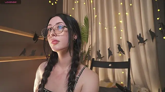 Snapshot of xannybunny_ chatting on October 31, 2025, 9:11 pm xannybunny online show from October 31, 2025, 9:11 pm