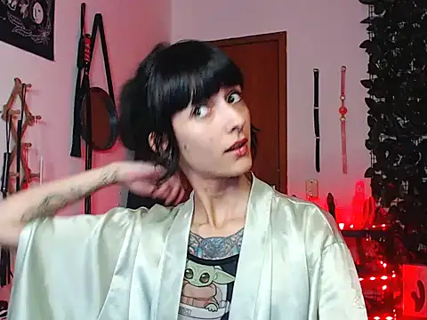 CarrieBurton online show from November 3, 2025, 3:15 pm