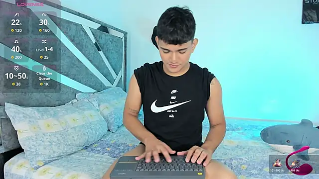 niall falconn online show from December 2, 2025, 1:02 pm