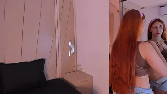 lexiee   online show from January 10, 2026, 11:49 am