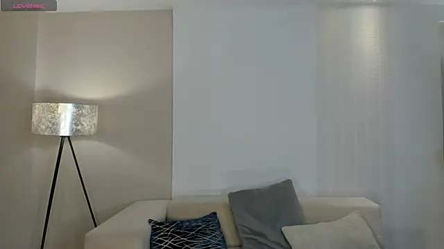 Snapshot of BellaConnorX chatting on February 28, 2026, 4:56 am BellaConnorX online show from February 28, 2026, 4:56 am