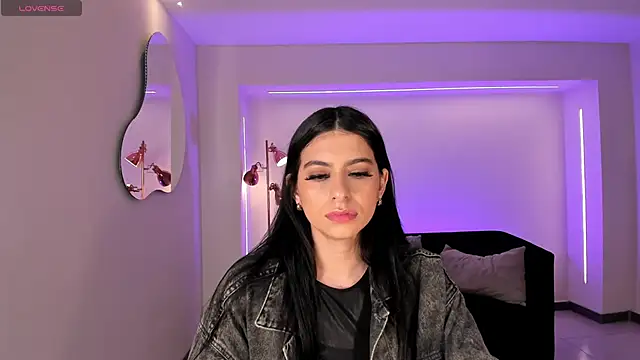 Snapshot of BellaConnorX chatting on February 27, 2026, 3:29 am BellaConnorX online show from February 27, 2026, 3:29 am