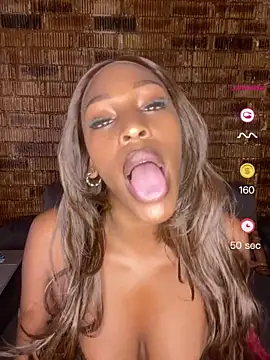 Snapshot of SP1CY_MOMMY chatting on April 25, 2026, 1:41 pm SP1CY MOMMY online show from April 25, 2026, 1:41 pm