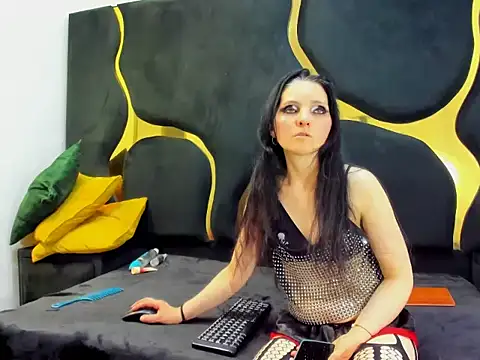 Morticia Black online show from December 16, 2025, 9:19 pm