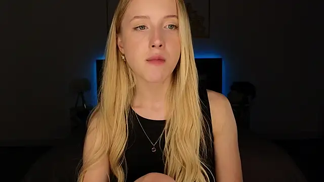 Snapshot of adele_armass chatting on June 6, 2026, 9:09 pm adele armass online show from June 6, 2026, 9:09 pm