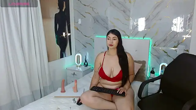 skarlett 35 online show from December 21, 2025, 2:52 pm