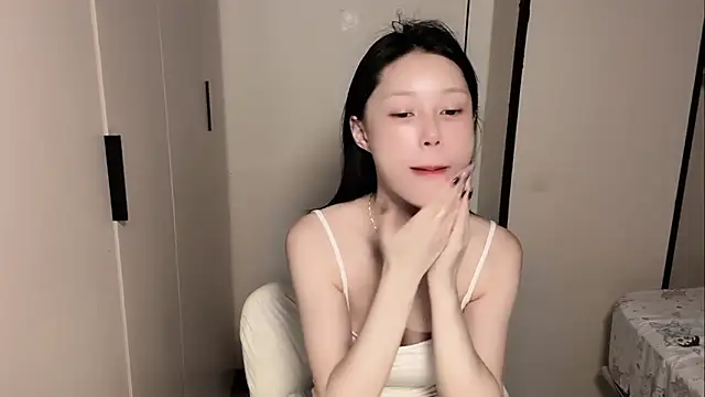 yuyu-33 online show from May 23, 2026, 2:16 pm
