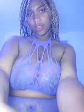 Snapshot of EvonyFoxxx chatting on January 17, 2026, 1:42 am EvonyFoxxx online show from January 17, 2026, 1:42 am