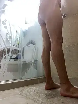 NathanielLux29 online show from November 11, 2025, 1:17 pm