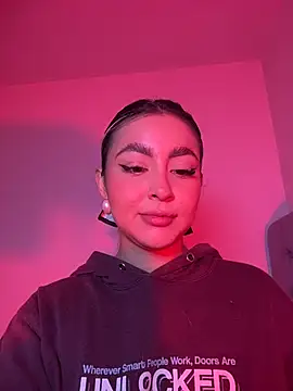 Snapshot of Elina_Hills chatting on February 3, 2026, 2:55 pm Elina Hills online show from February 3, 2026, 2:55 pm