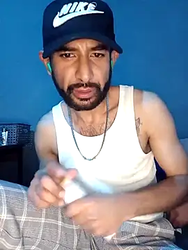 Snapshot of Barbanegra91mx chatting on February 8, 2026, 7:06 am Barbanegra91mx online show from February 8, 2026, 7:06 am