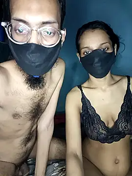 Snapshot of RITU_COUPLE chatting on November 4, 2025, 7:39 pm RITU COUPLE online show from November 4, 2025, 7:39 pm