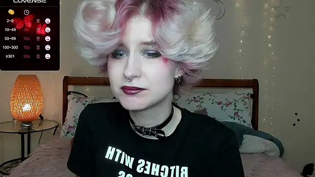 Angel Julles online show from July 18, 2026, 4:37 pm