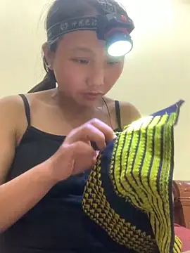 bi-bo123 online show from November 4, 2025, 12:31 pm