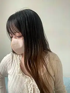 Snapshot of emiri_da_nyan chatting on April 29, 2026, 5:22 am emiri da nyan online show from April 29, 2026, 5:22 am