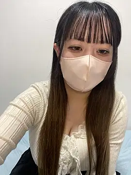 Snapshot of emiri_da_nyan chatting on May 22, 2026, 3:32 pm emiri da nyan online show from May 22, 2026, 3:32 pm