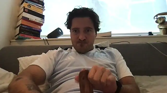 Snapshot of dutchpieter95 chatting on April 24, 2026, 12:51 pm dutchpieter95 online show from April 24, 2026, 12:51 pm