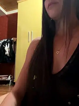 Snapshot of AnaiMartins chatting on November 7, 2025, 10:53 am AnaiMartins online show from November 7, 2025, 10:53 am