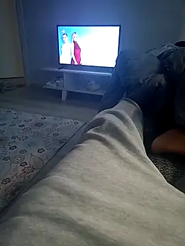 yasinesra757  online show from October 30, 2025, 2:14 pm