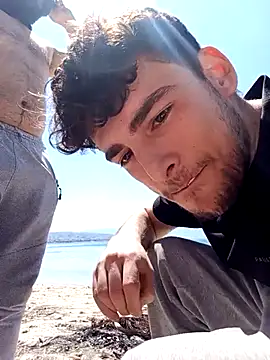 yasinesra757  online show from April 19, 2026, 8:48 am